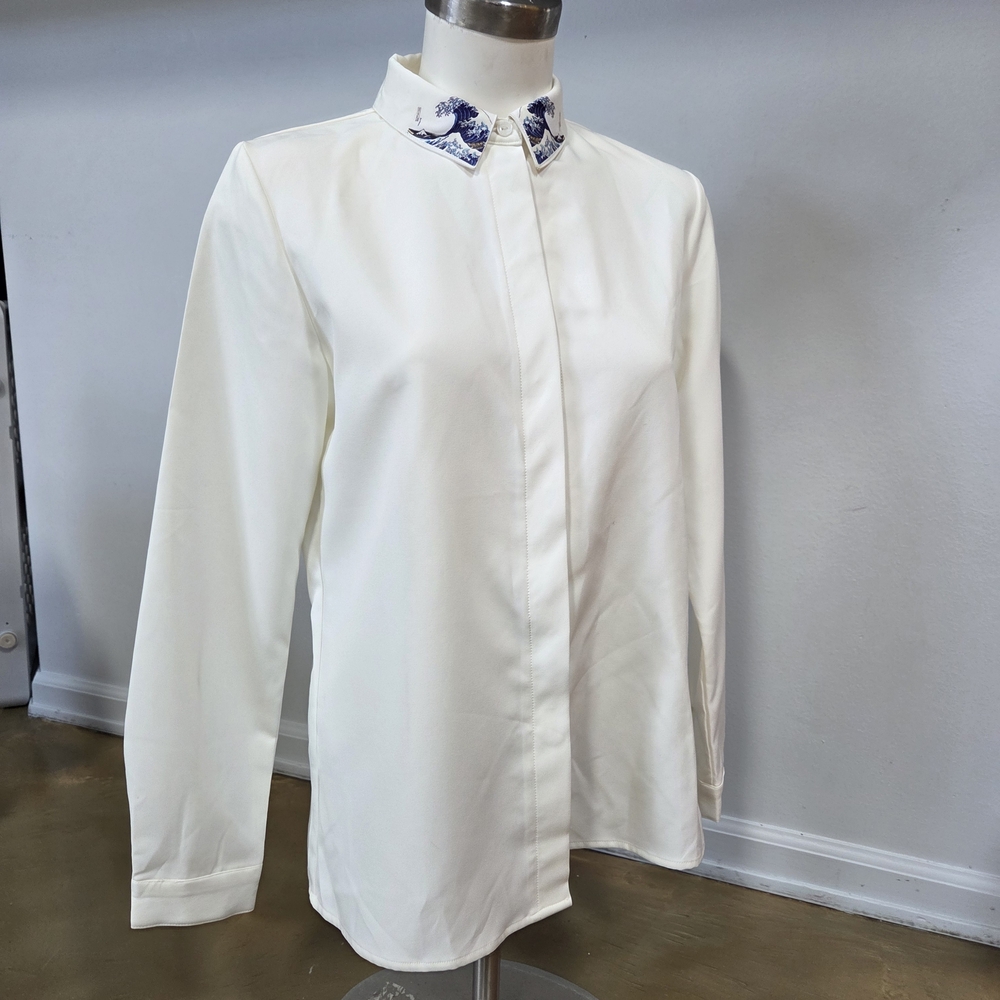 White Button-Up Shirt With Printed Collar